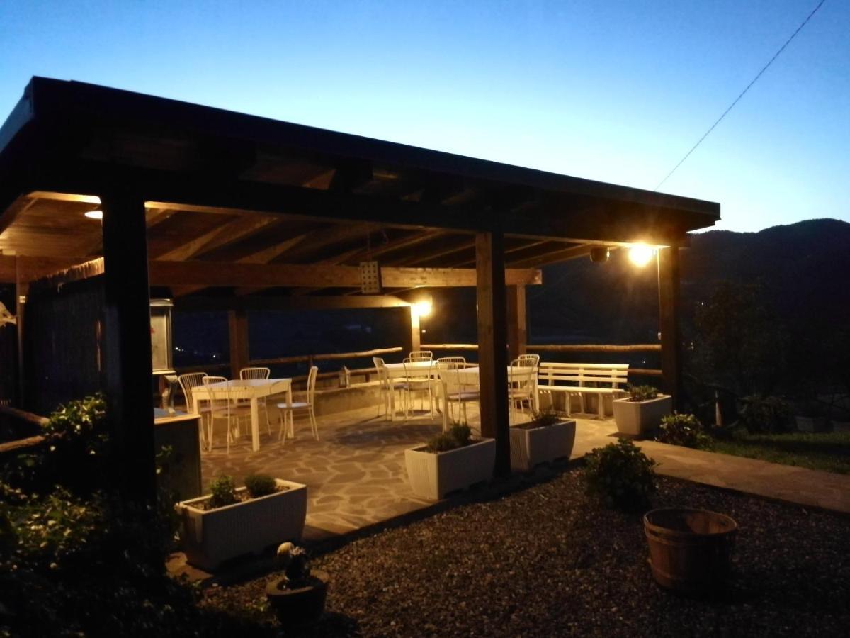 Tenuta Monteoliveto - Family Cottage - Agriturismo Nelle Langhe Vesime Экстерьер фото